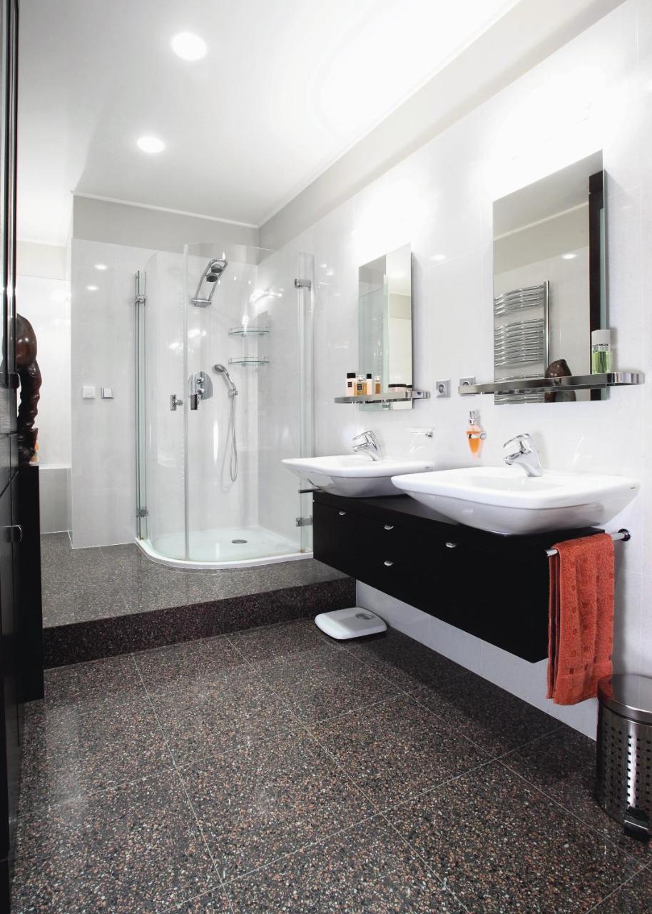 Spacious Elegance In The Heart Of Old Town Lägenhet Prag